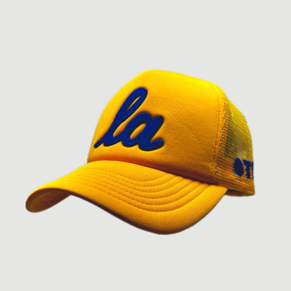 ONLY THE LONELY SCRIPT LA CHAINSTITCH FOAM TRUCKER (GOLD/BLUE)