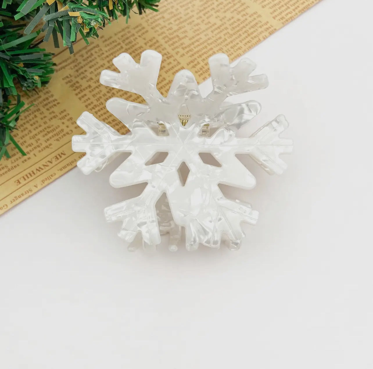 ONLY THE LONELY ACETATE SNOWFLAKE HAIR CLIP