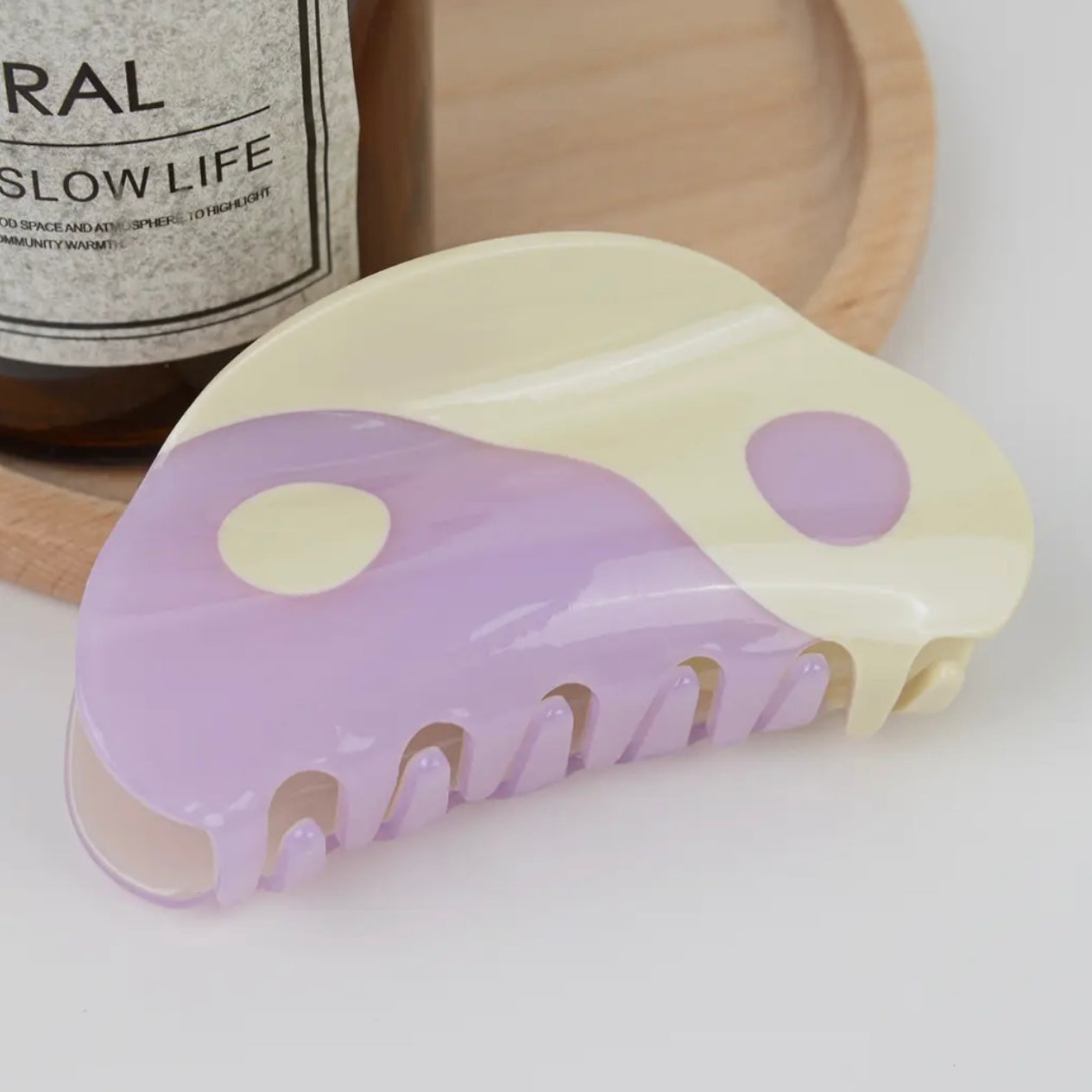 ONLY THE LONELY ACETATE YIN YANG CLAW HAIR CLIP (PURPLE)