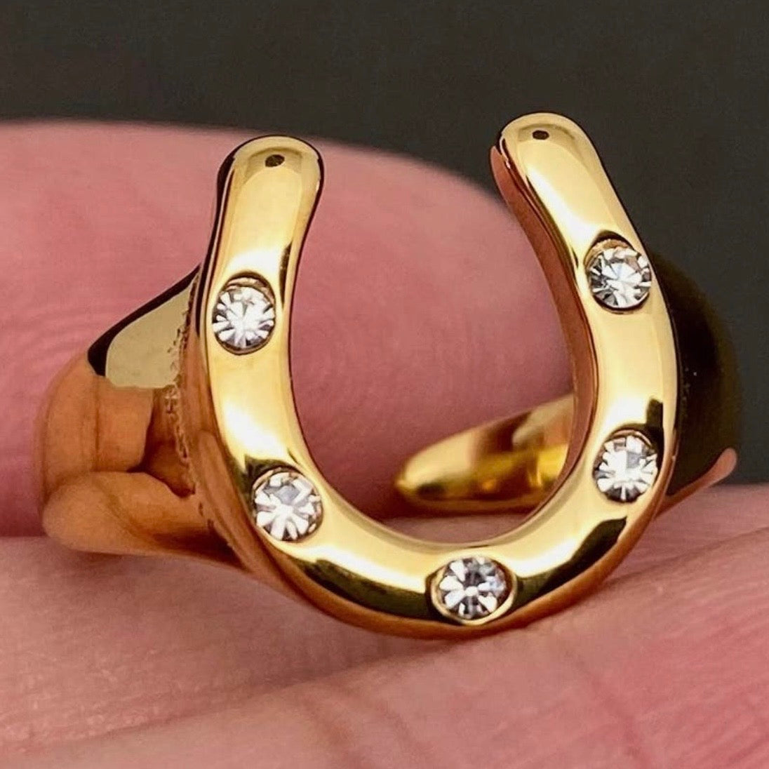 GOLD HORSESHOE RING STAINLESS STEEL GOLD PLATED ZIRCON RING JEWELRY