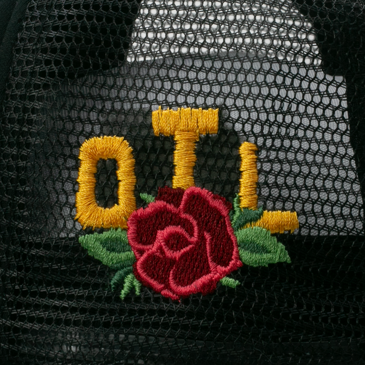 RUN FOR THE ROSES ONLY THE LONELY FOAM TRUCKER (BLACK)