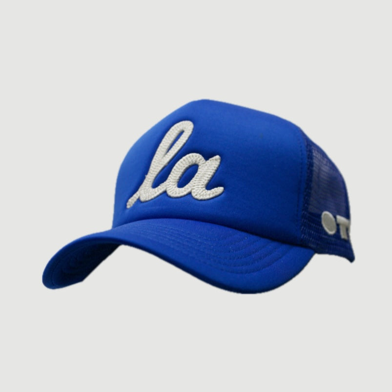 ONLY THE LONELY SCRIPT LA CHAINSTITCH FOAM TRUCKER (ROYAL/IVORY)