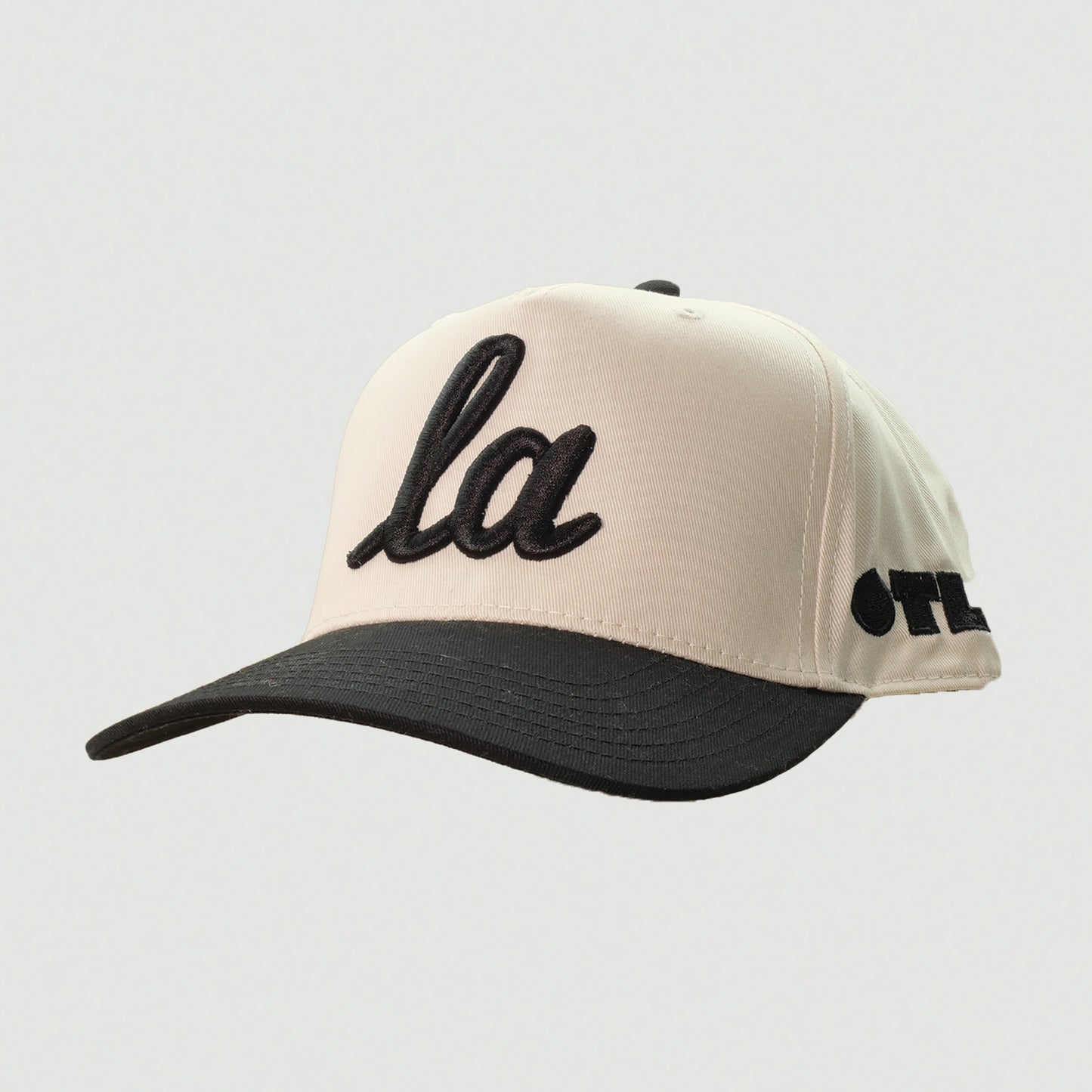 ONLY THE LONELY SCRIPT LA PRO HAT (NATURAL/BLACK)