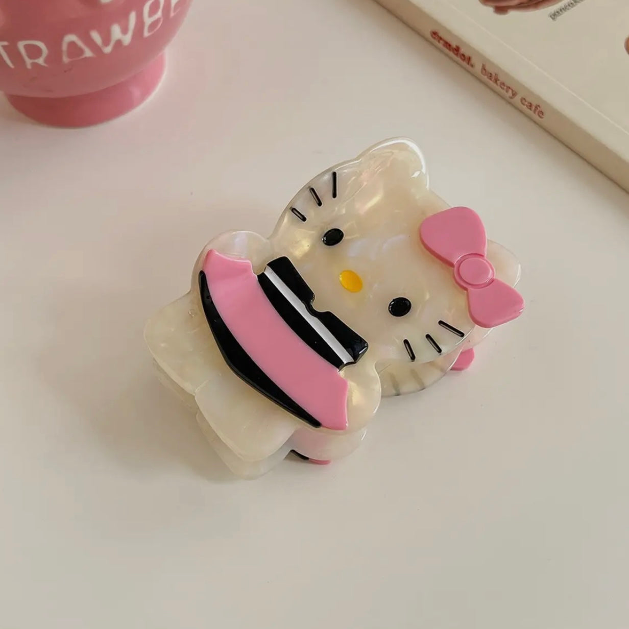 ONLY THE LONELY ACETATE HELLO KITTY PINK HAIR CLIP