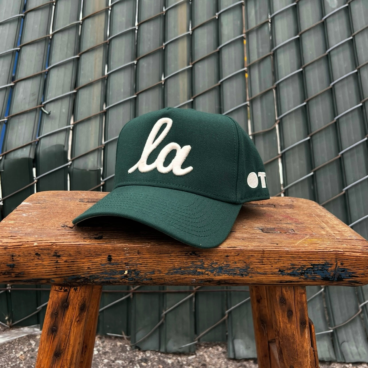 ONLY THE LONELY SCRIPT LA PRO HAT (FORREST GREEN IVORY)