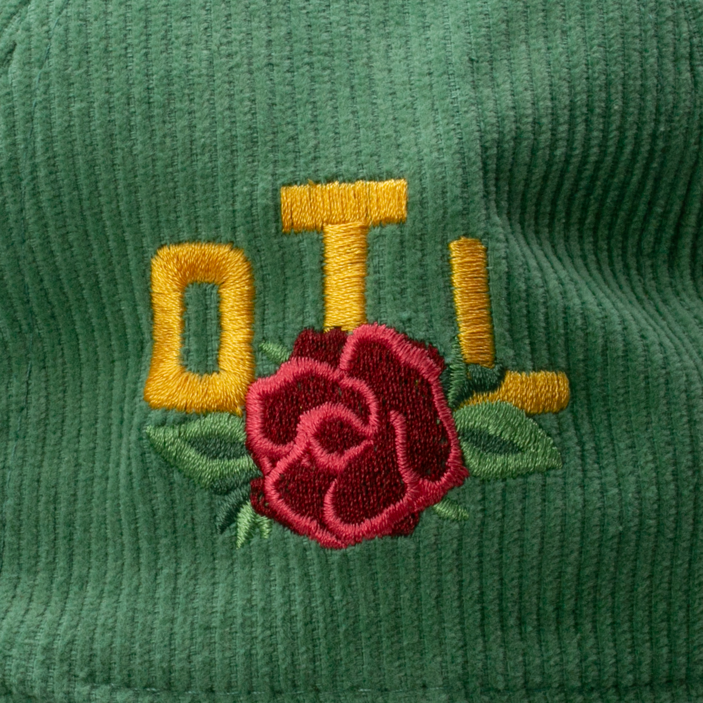RUN FOR THE ROSES ONLY THE LONELY CORDUROY CAP (EVERST/GREEN)